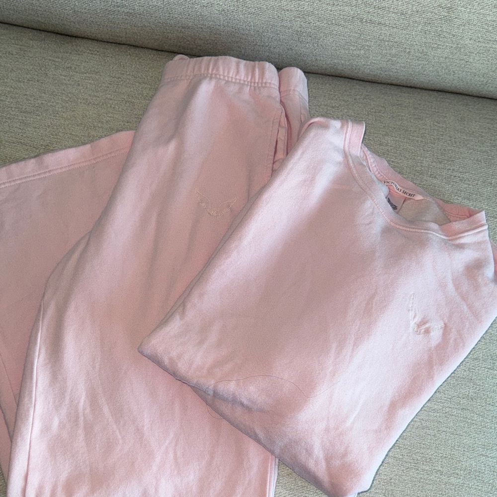 VICTORIA SECRET Pink Pajama Set